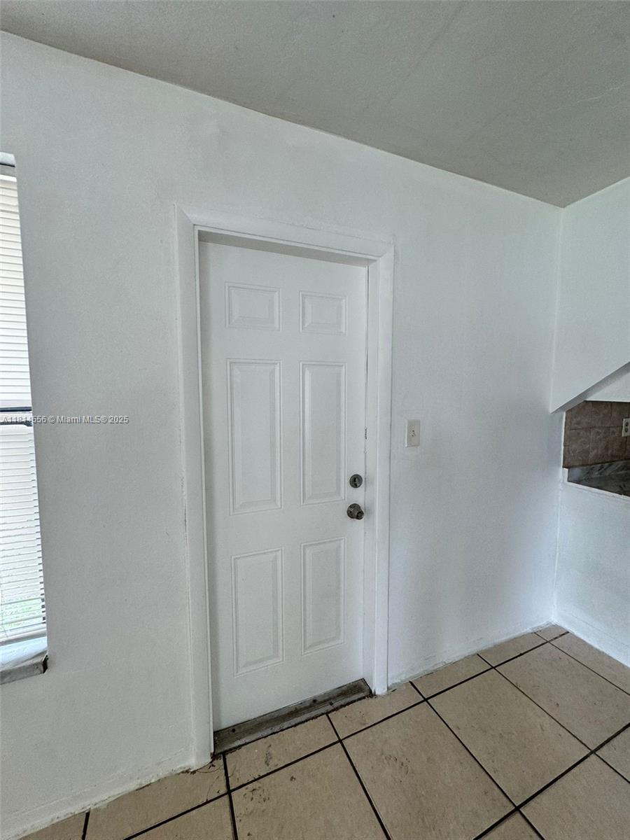 WASHINGTON PARK FOURTH AD - Residential Lease