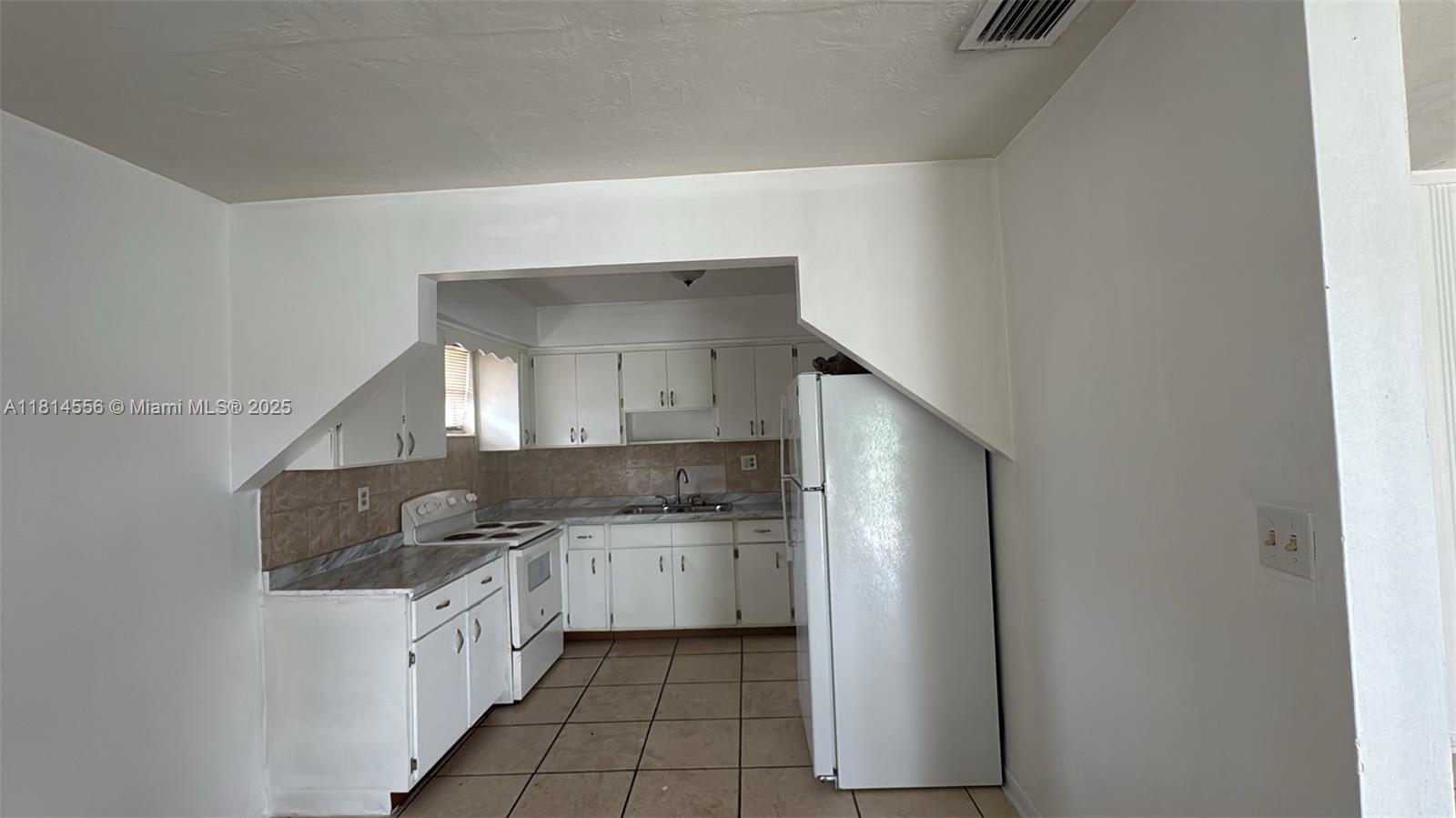 WASHINGTON PARK FOURTH AD - Residential Lease
