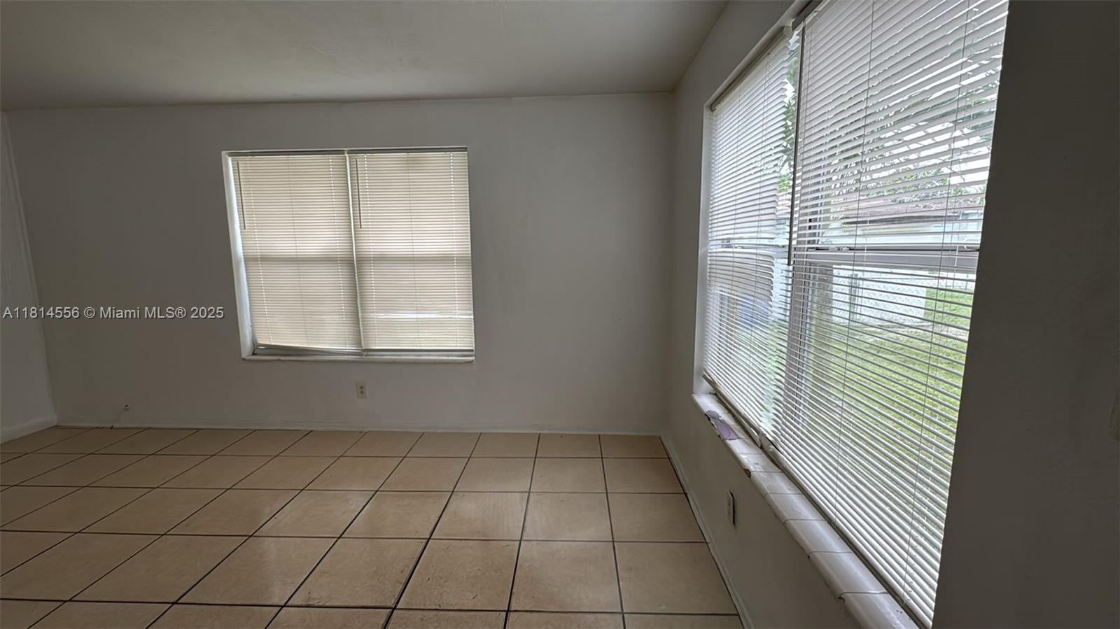 WASHINGTON PARK FOURTH AD - Residential Lease