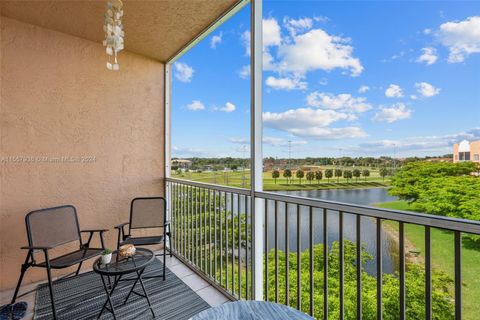 Condominium in Tamarac FL 7725 Yardley Dr Dr 1.jpg