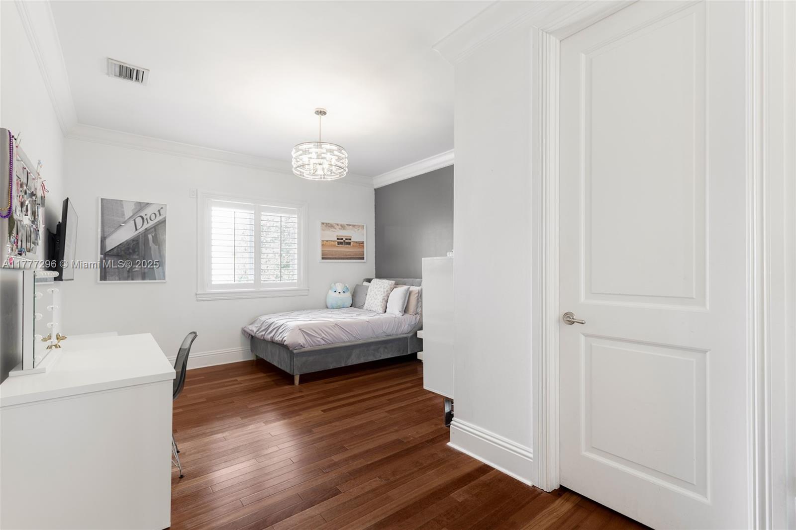 OAKRIDGE ESTATES SEC 3 - Residential