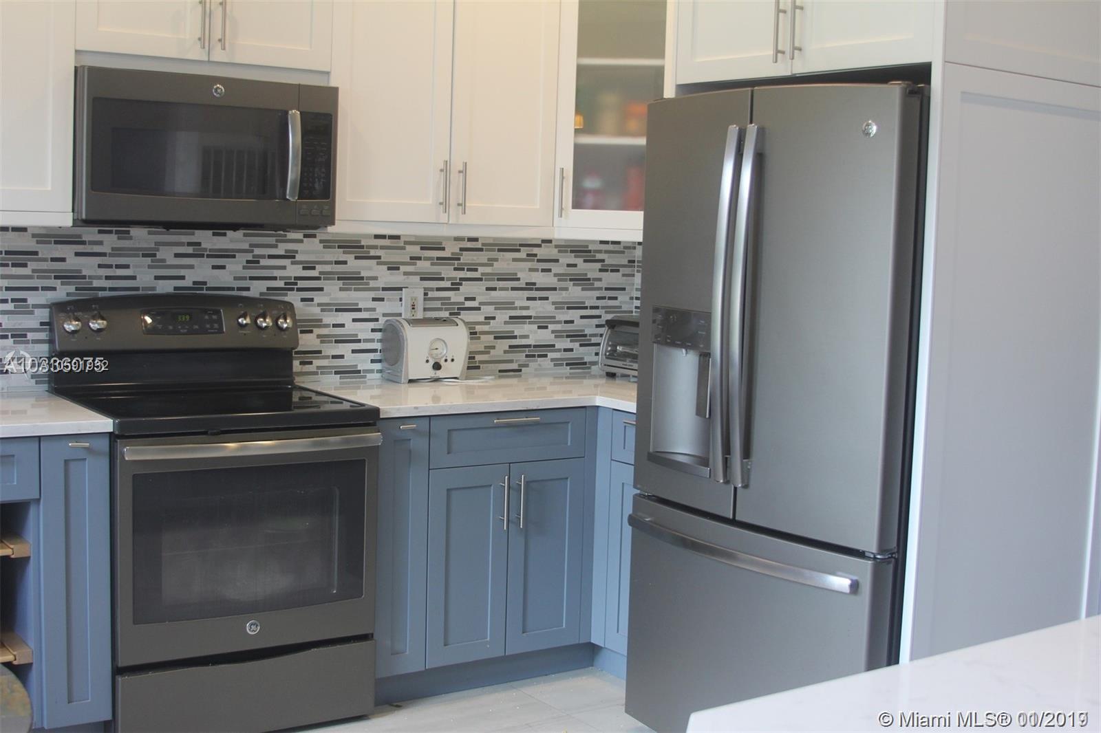 SUNSET LAKES PLAT TWO - Residential Lease
