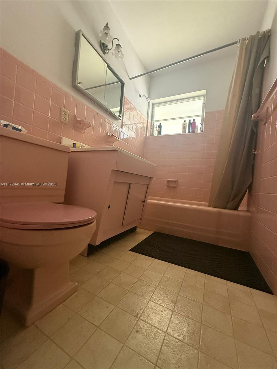 RIVER PARK UNIT 5 - Residential