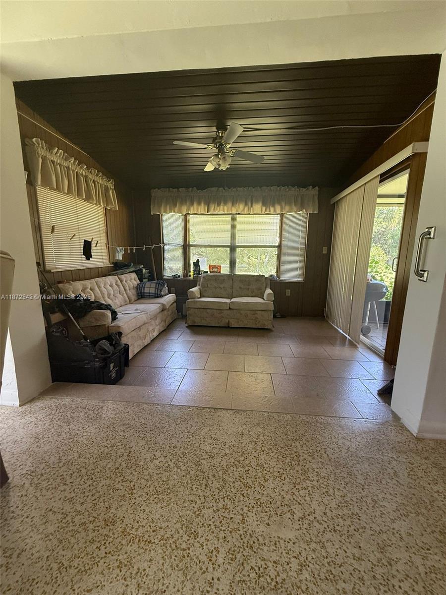 RIVER PARK UNIT 5 - Residential