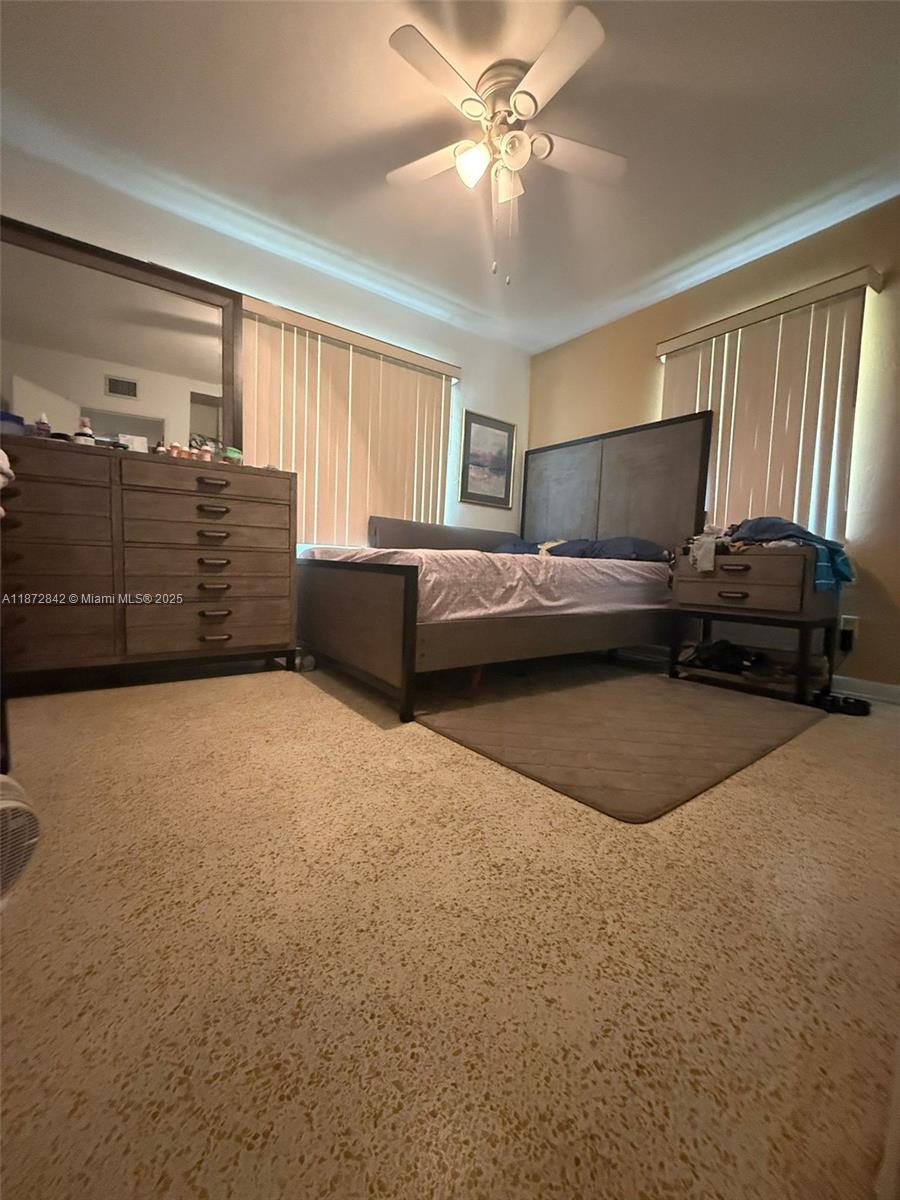 157 NE Prima Vista Blvd