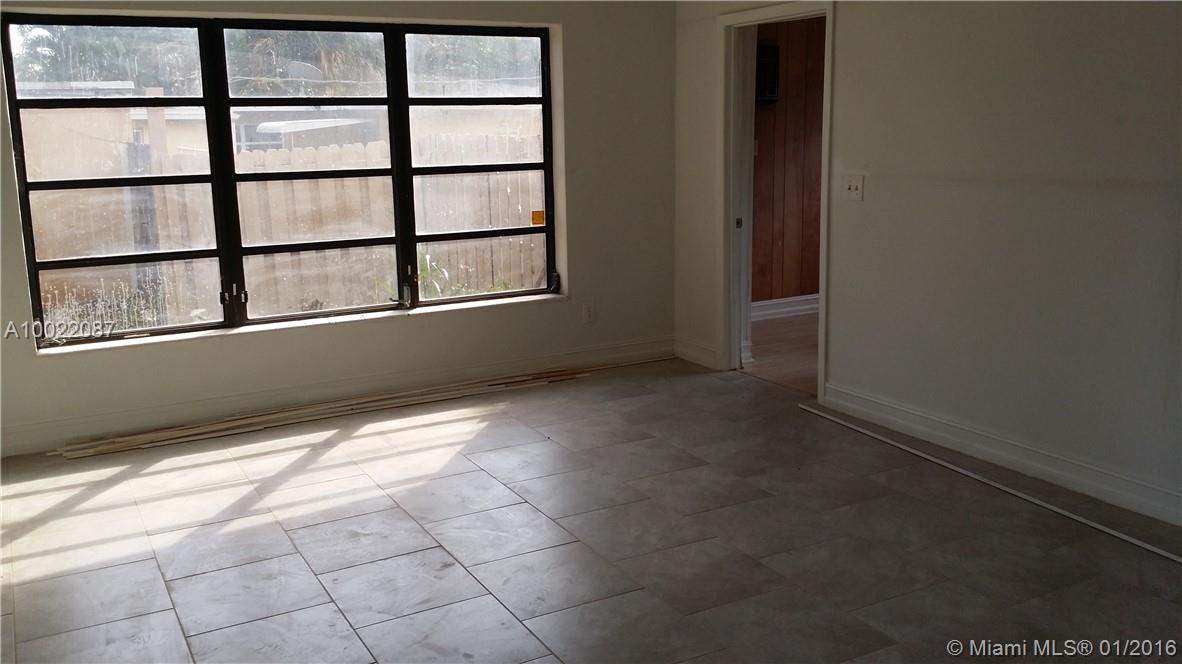 Lloyd Estates 25-47 B - Residential