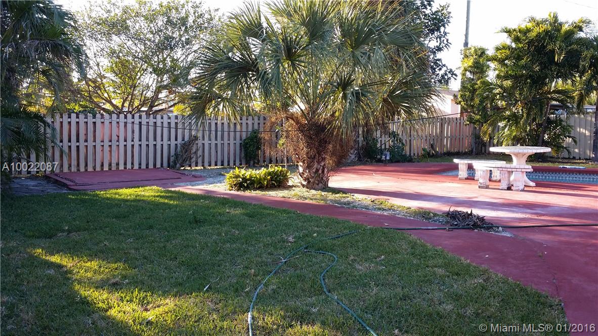 Lloyd Estates 25-47 B - Residential