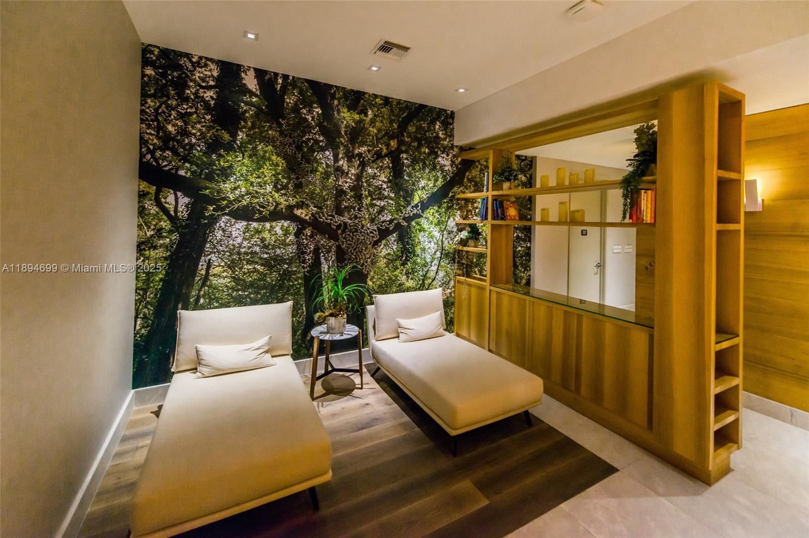1010 BRICKELL CONDO - Residential