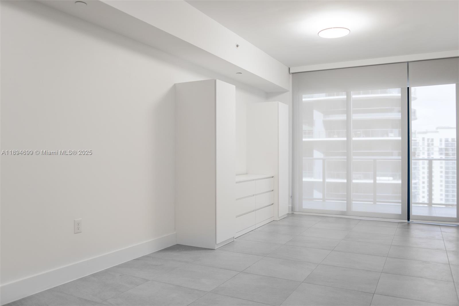 1010 BRICKELL CONDO - Residential