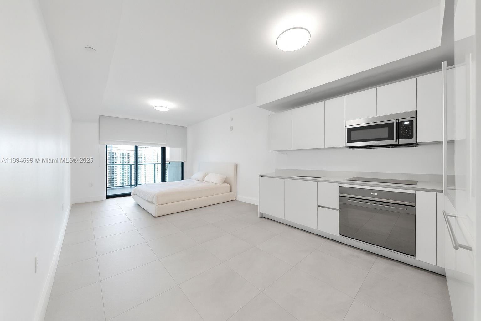 View photos, virtual tours, details... 1010 Brickell Ave 3210