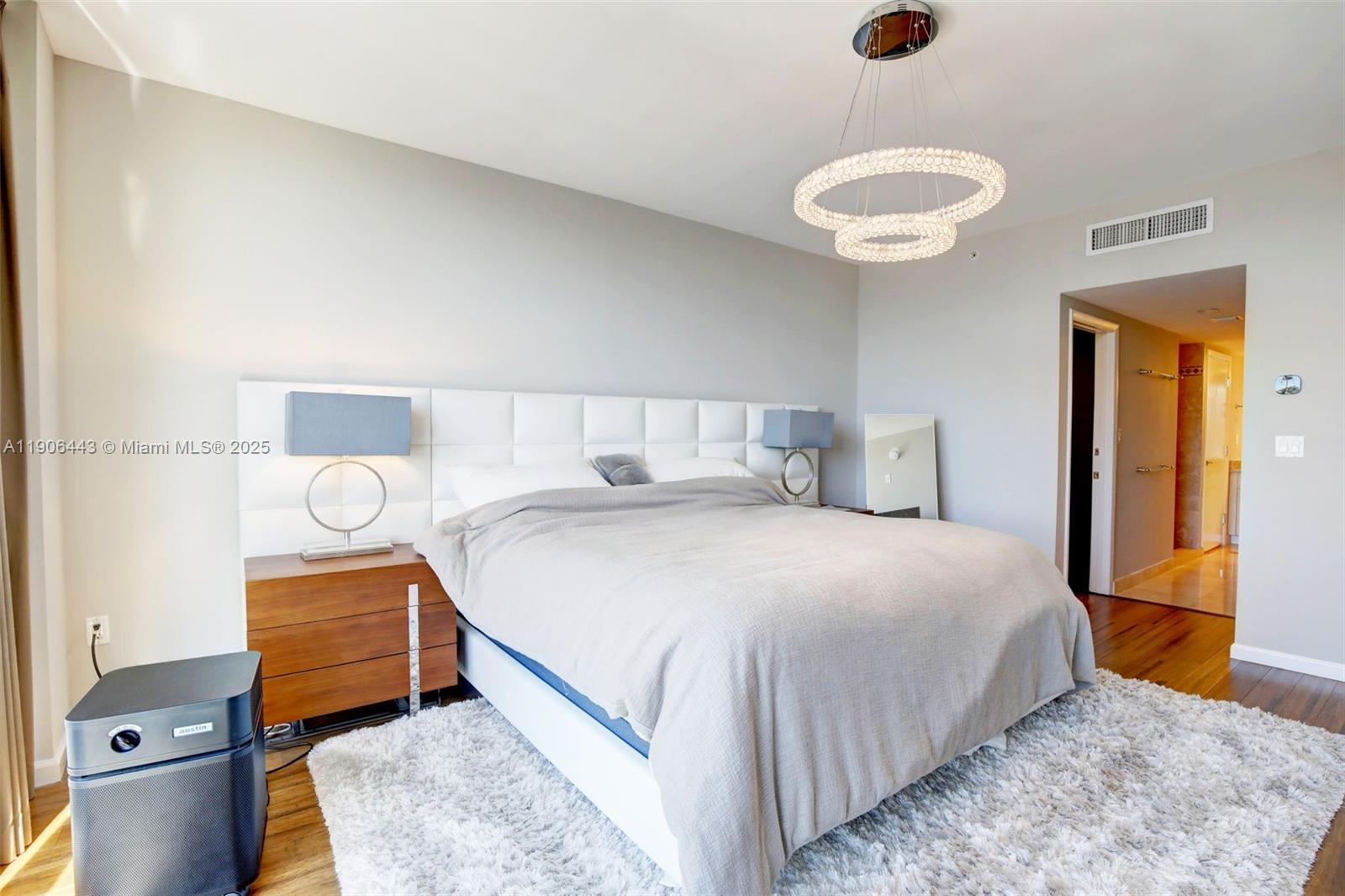 45 HENDRICKS CONDO - Residential