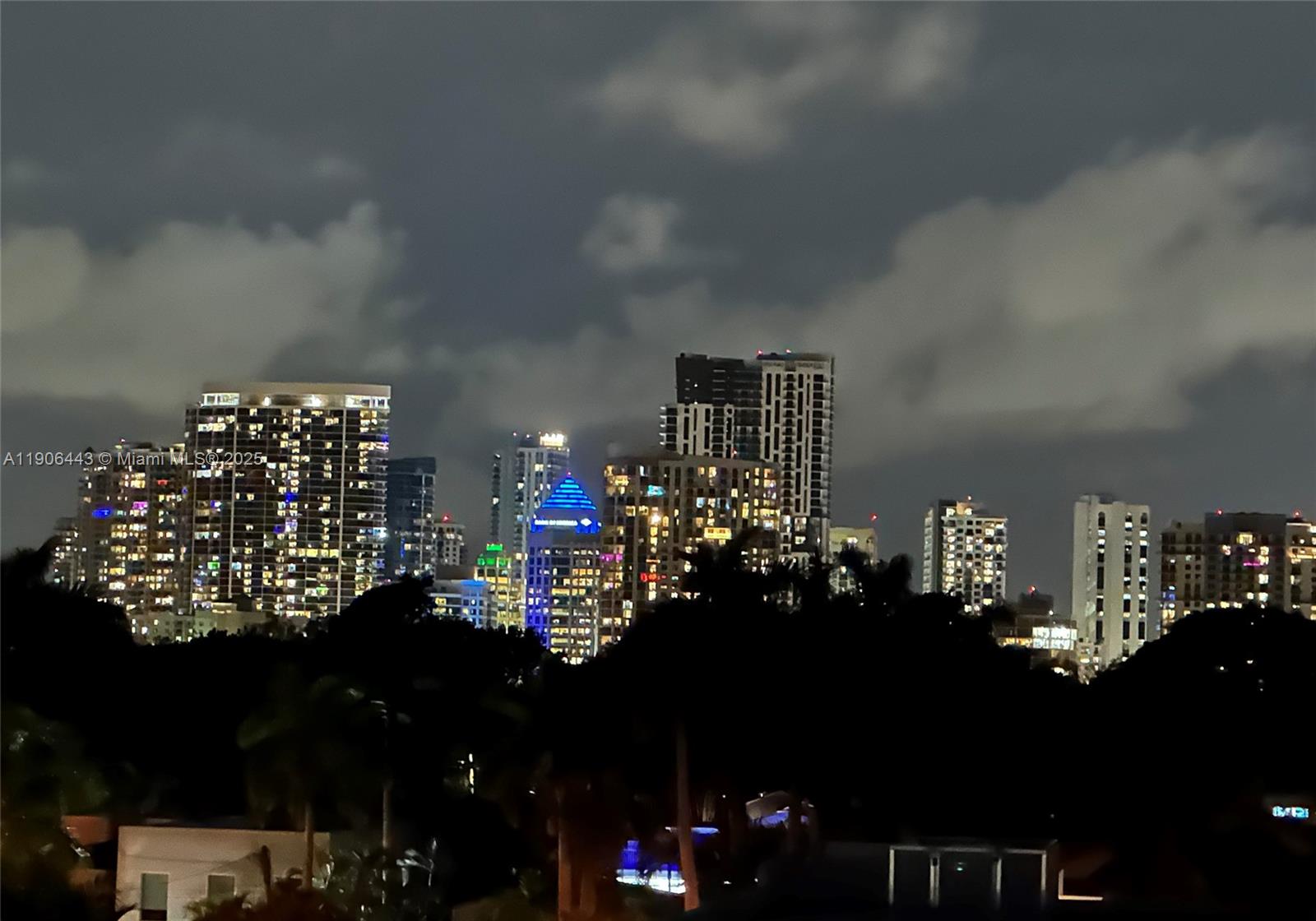 45 HENDRICKS CONDO - Residential