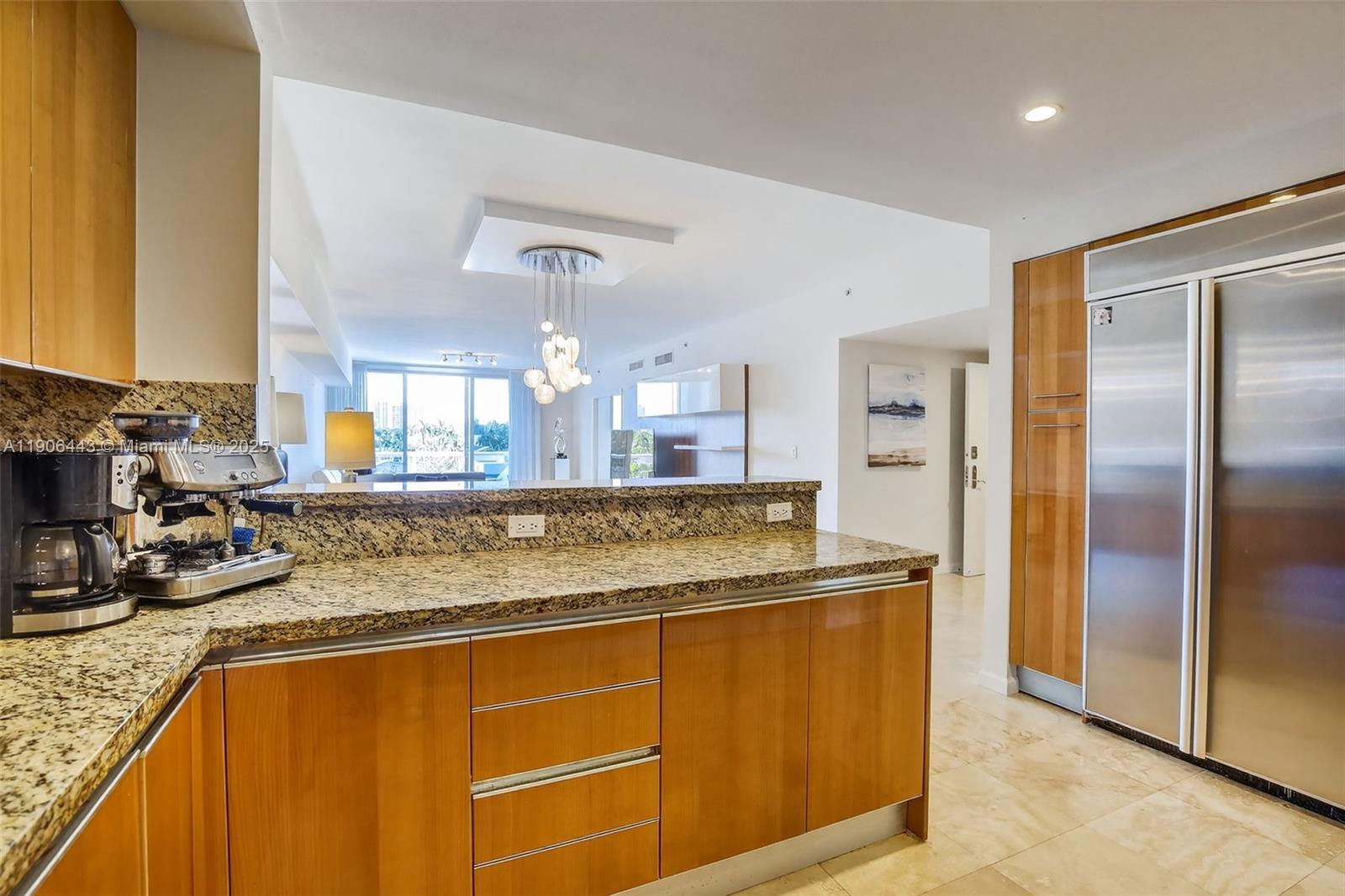 45 HENDRICKS CONDO - Residential