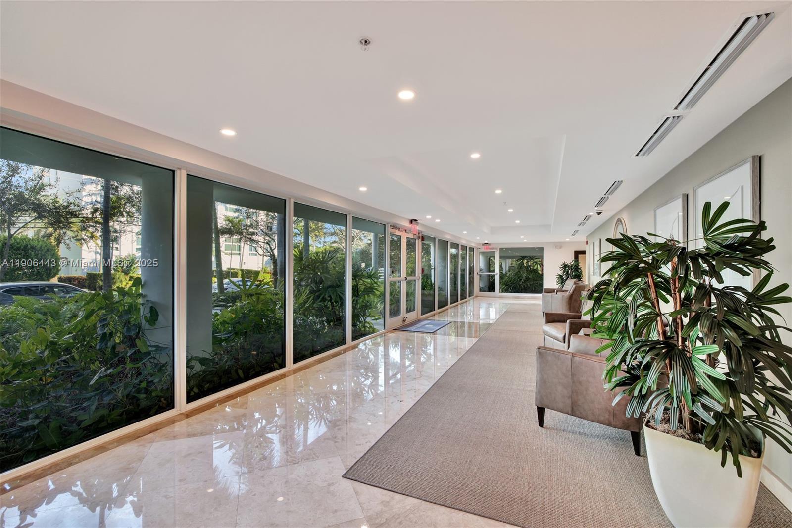 45 HENDRICKS CONDO - Residential