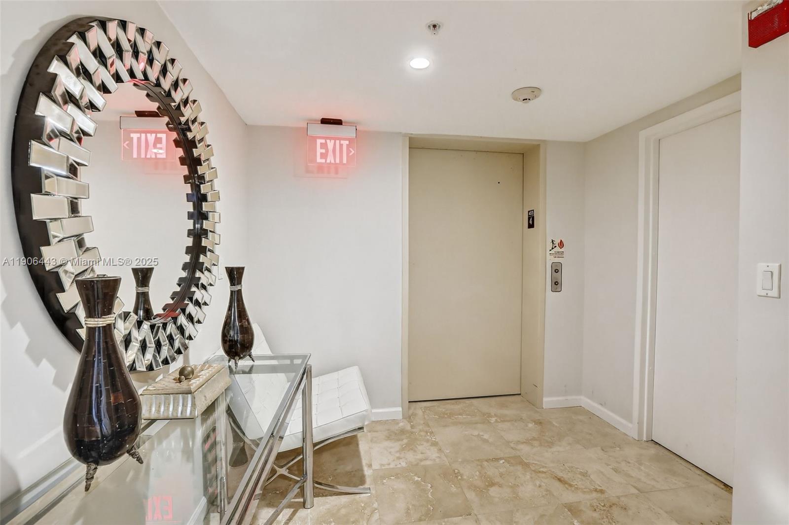 45 HENDRICKS CONDO - Residential