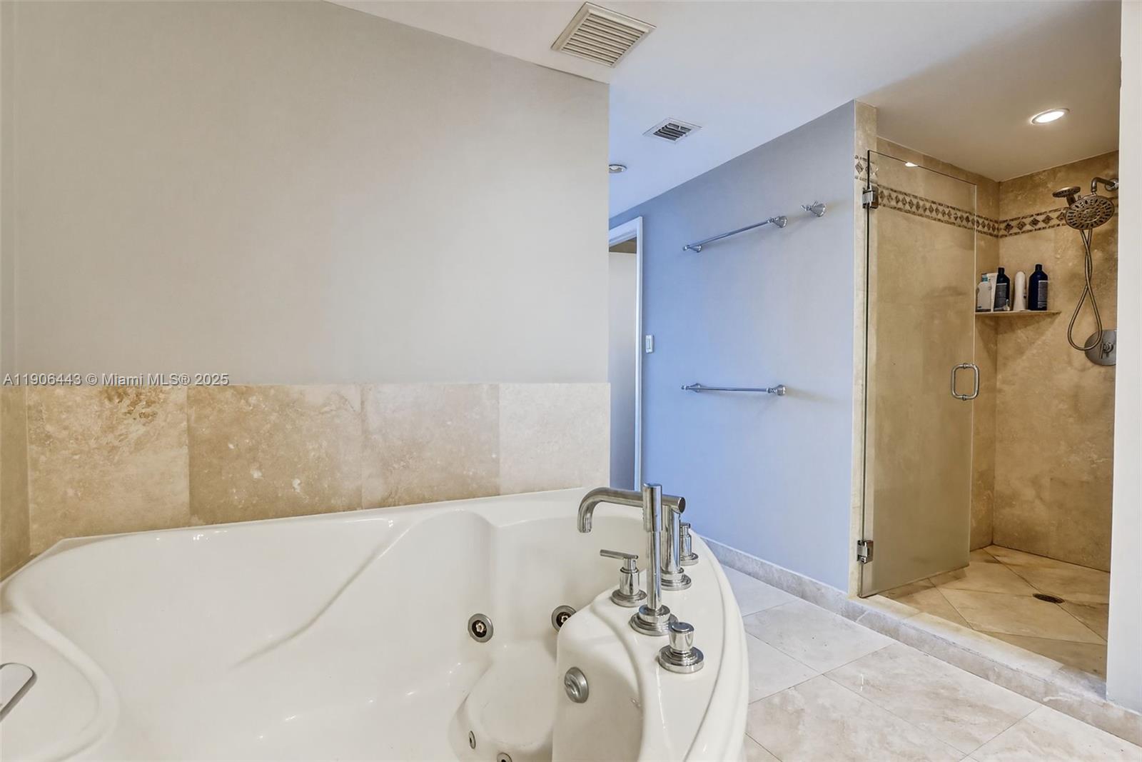 45 HENDRICKS CONDO - Residential