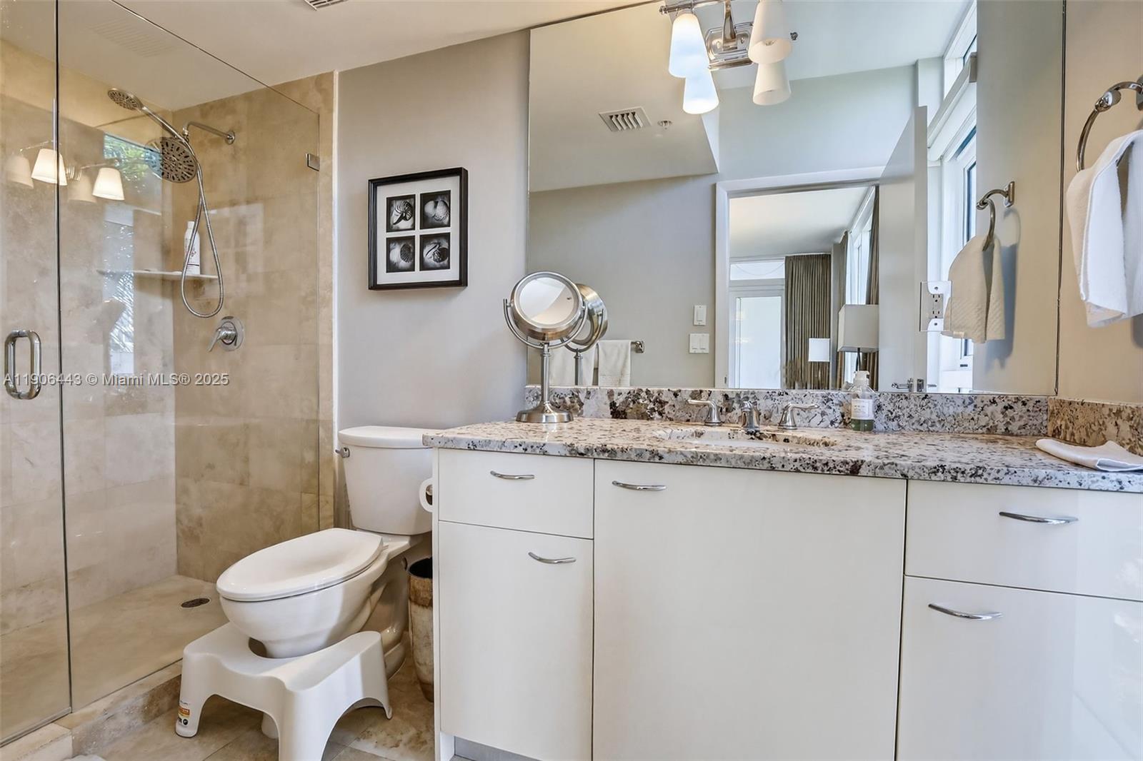 45 HENDRICKS CONDO - Residential