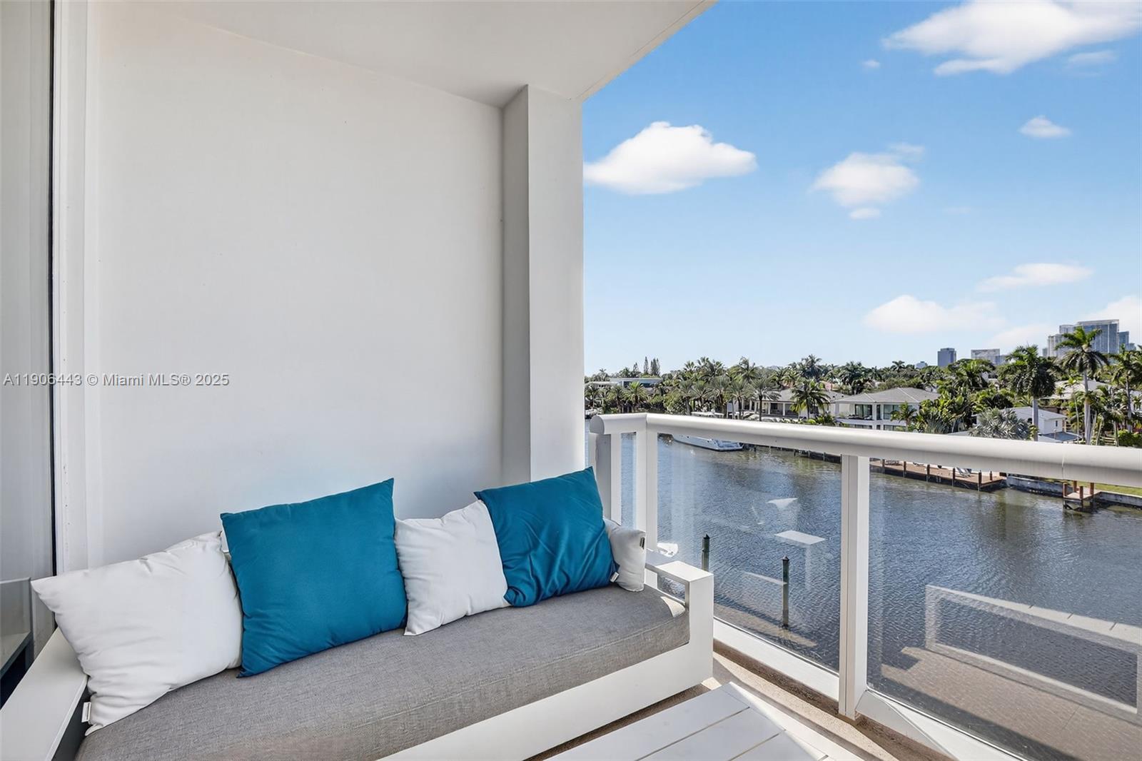 45 HENDRICKS CONDO - Residential