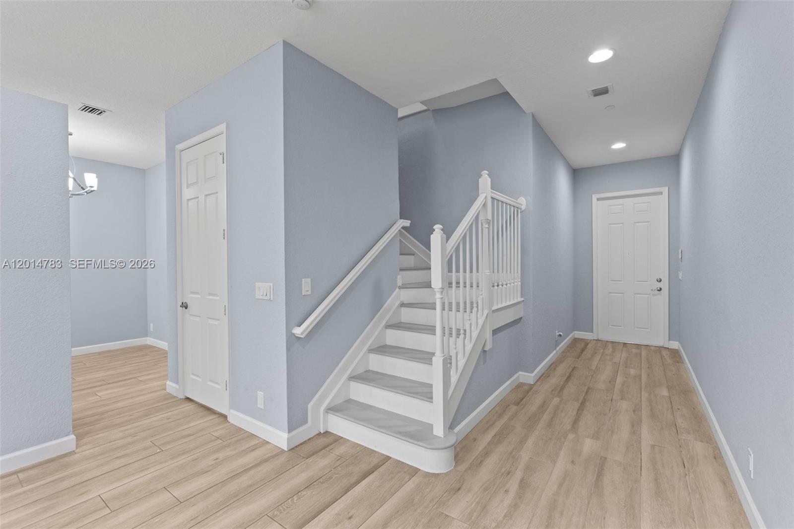 CARRIAGE POINTE TOWNHOMES - Residential