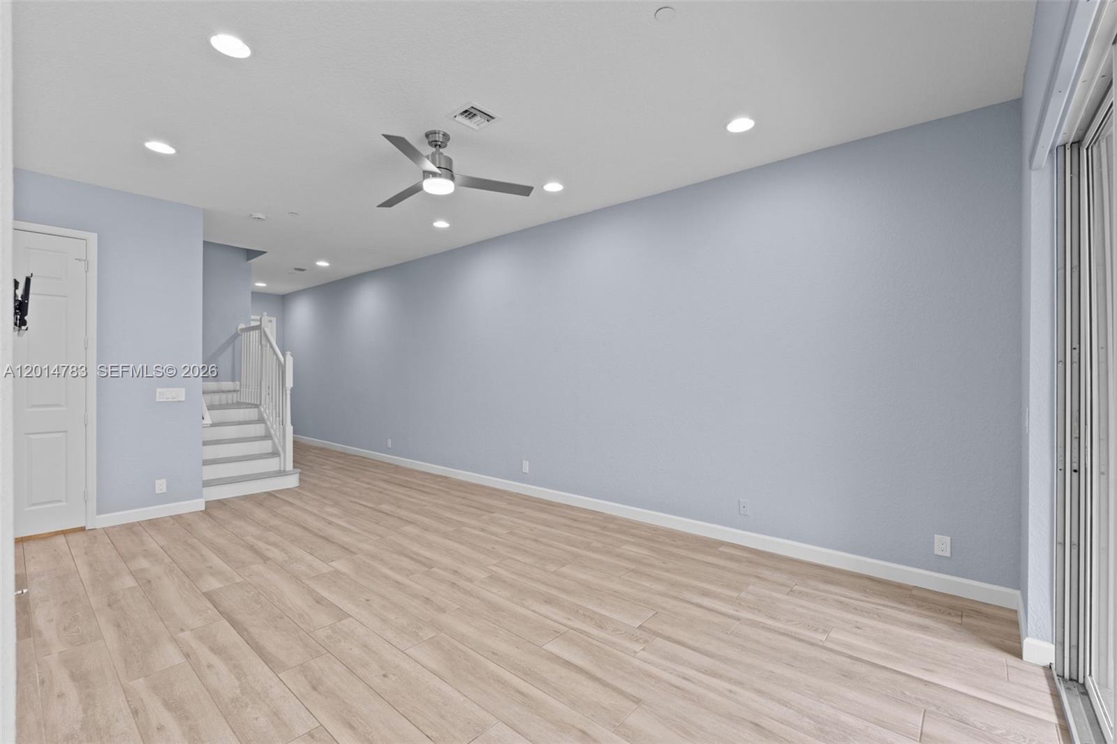CARRIAGE POINTE TOWNHOMES - Residential