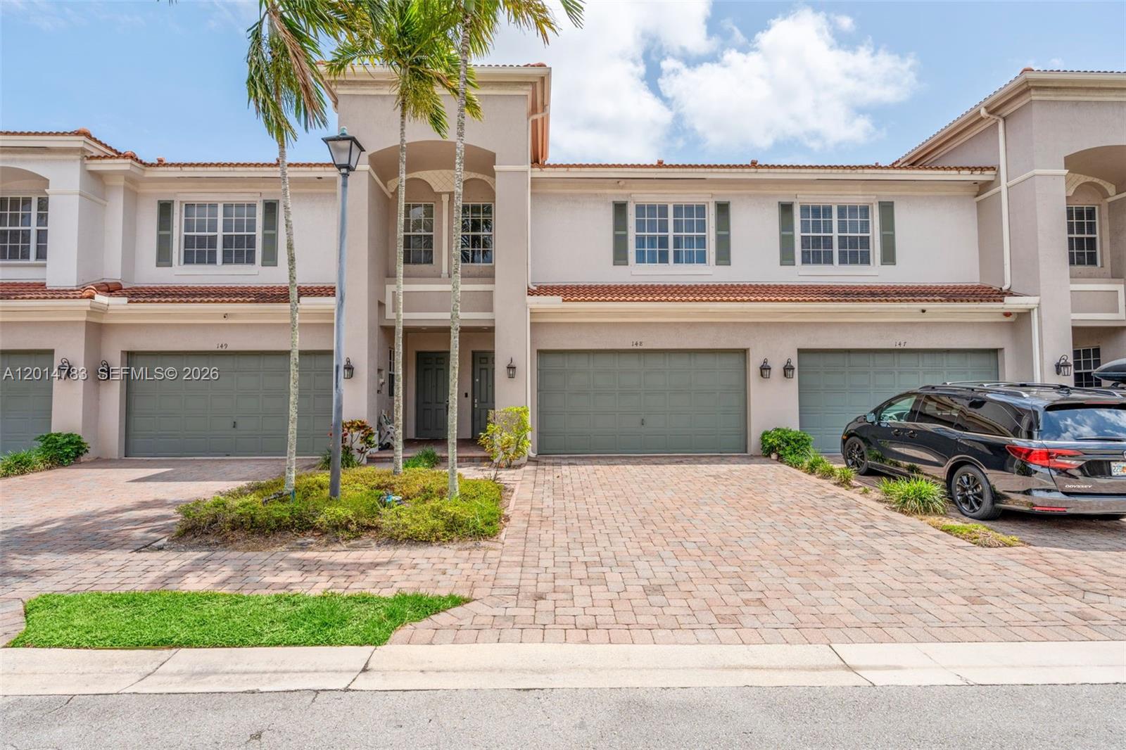 CARRIAGE POINTE TOWNHOMES - Residential