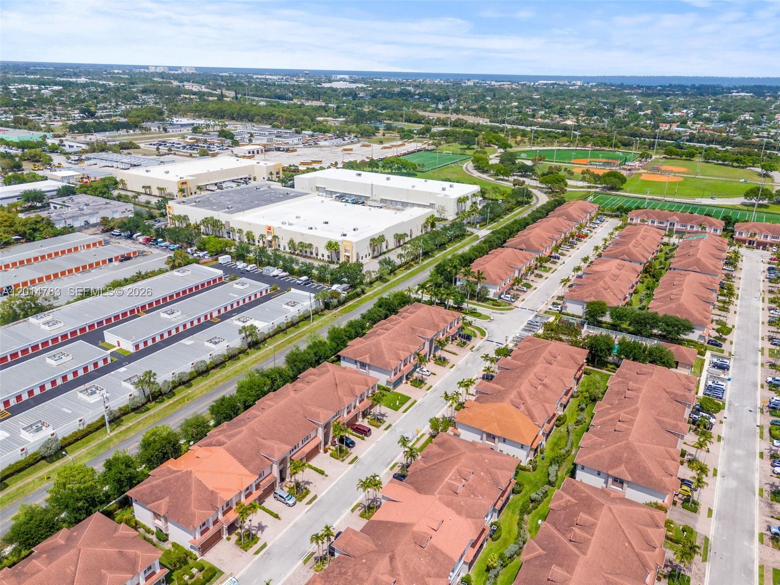 CARRIAGE POINTE TOWNHOMES - Residential