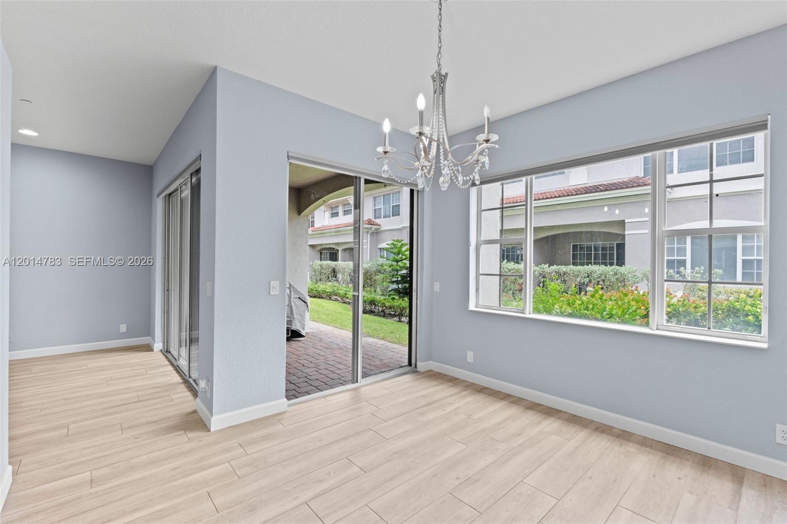 CARRIAGE POINTE TOWNHOMES - Residential