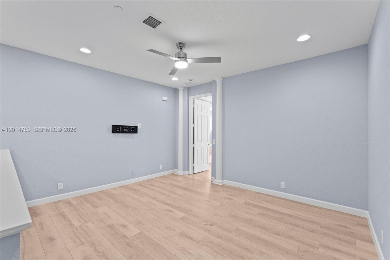 CARRIAGE POINTE TOWNHOMES - Residential