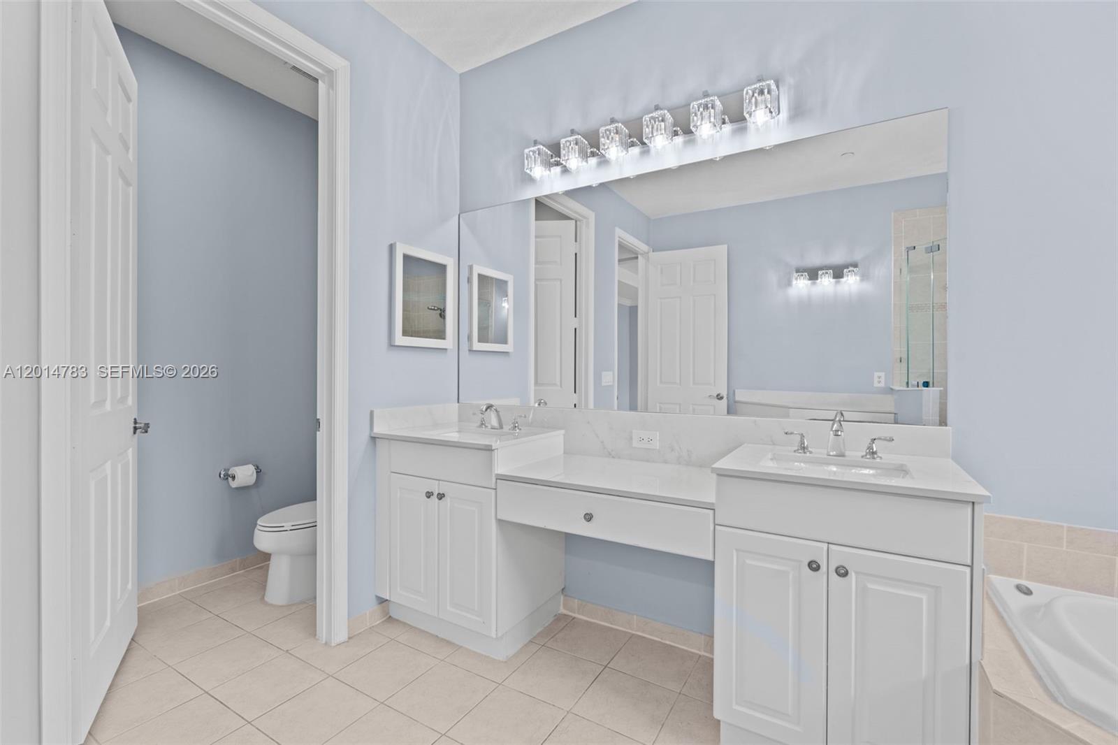 CARRIAGE POINTE TOWNHOMES - Residential