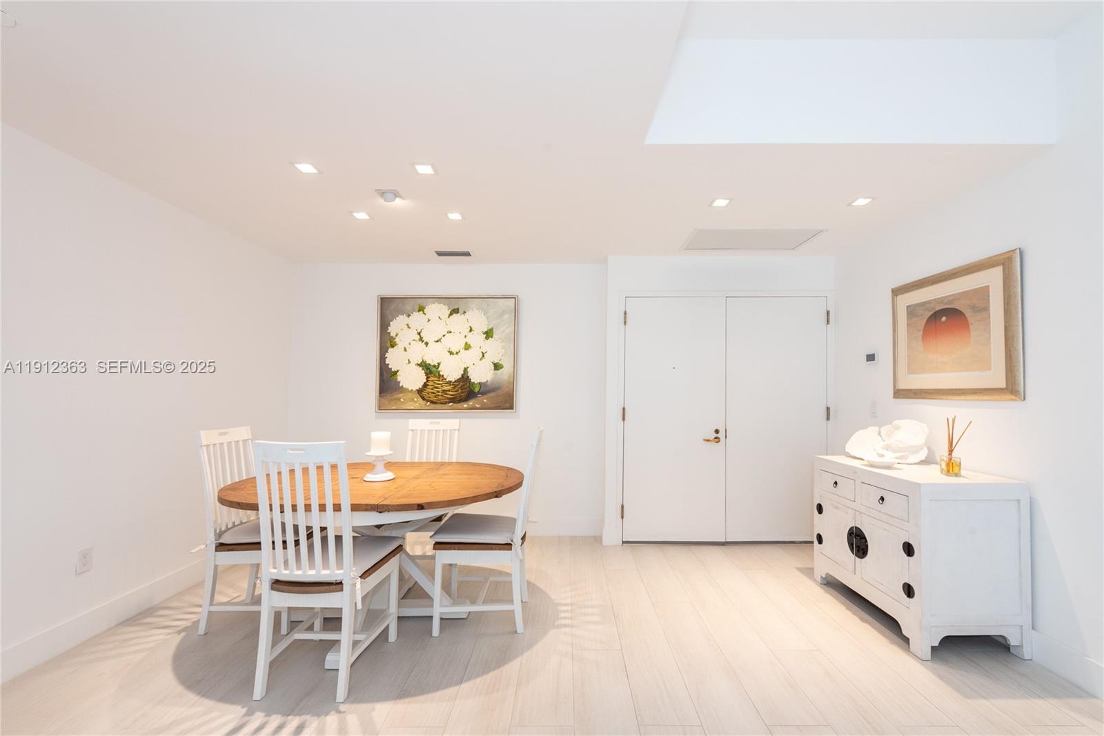 8925 Collins Ave 11C