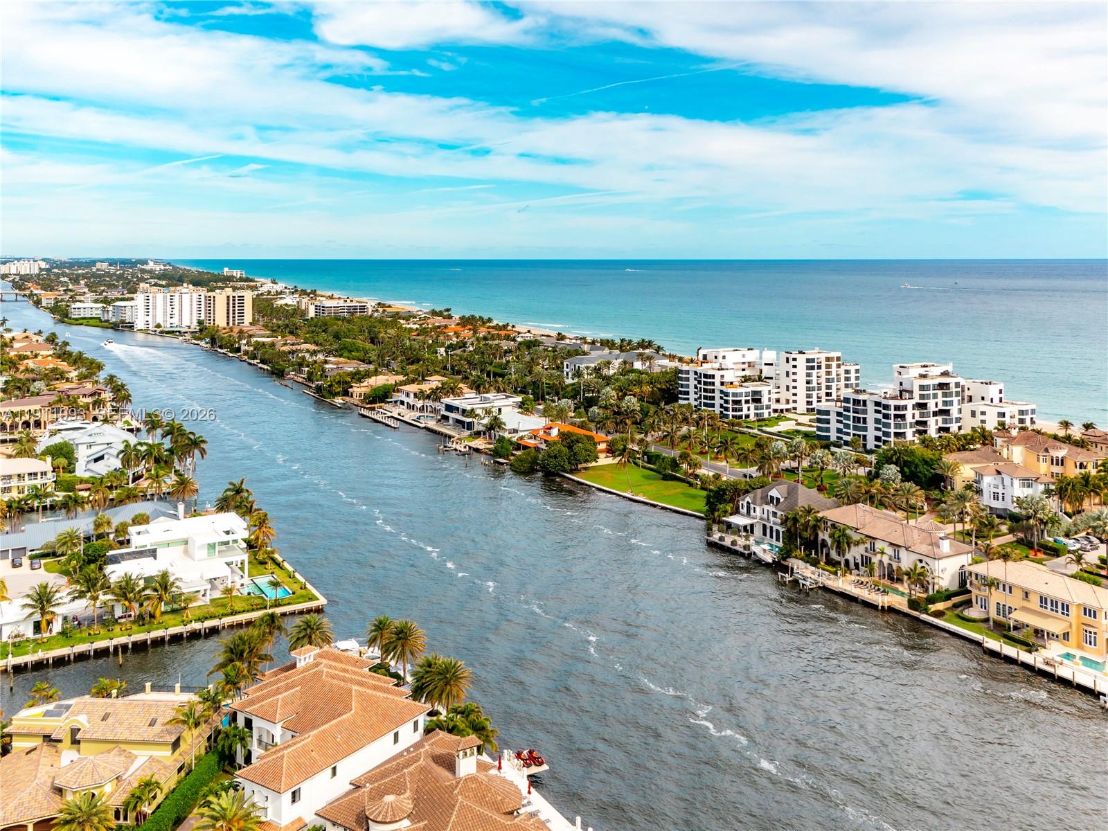 TOWNHOUSES OF HIGHLAND BE - Residential