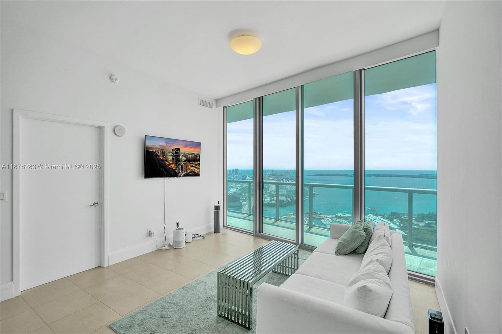 MARINABLUE CONDO - Residential