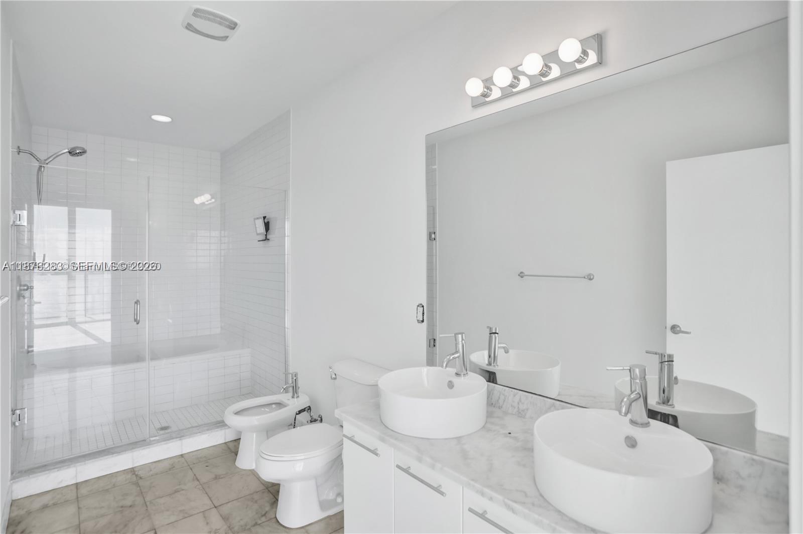 MARINABLUE CONDO - Residential