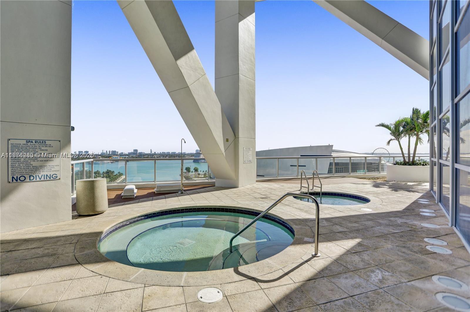 MARINABLUE CONDO - Residential