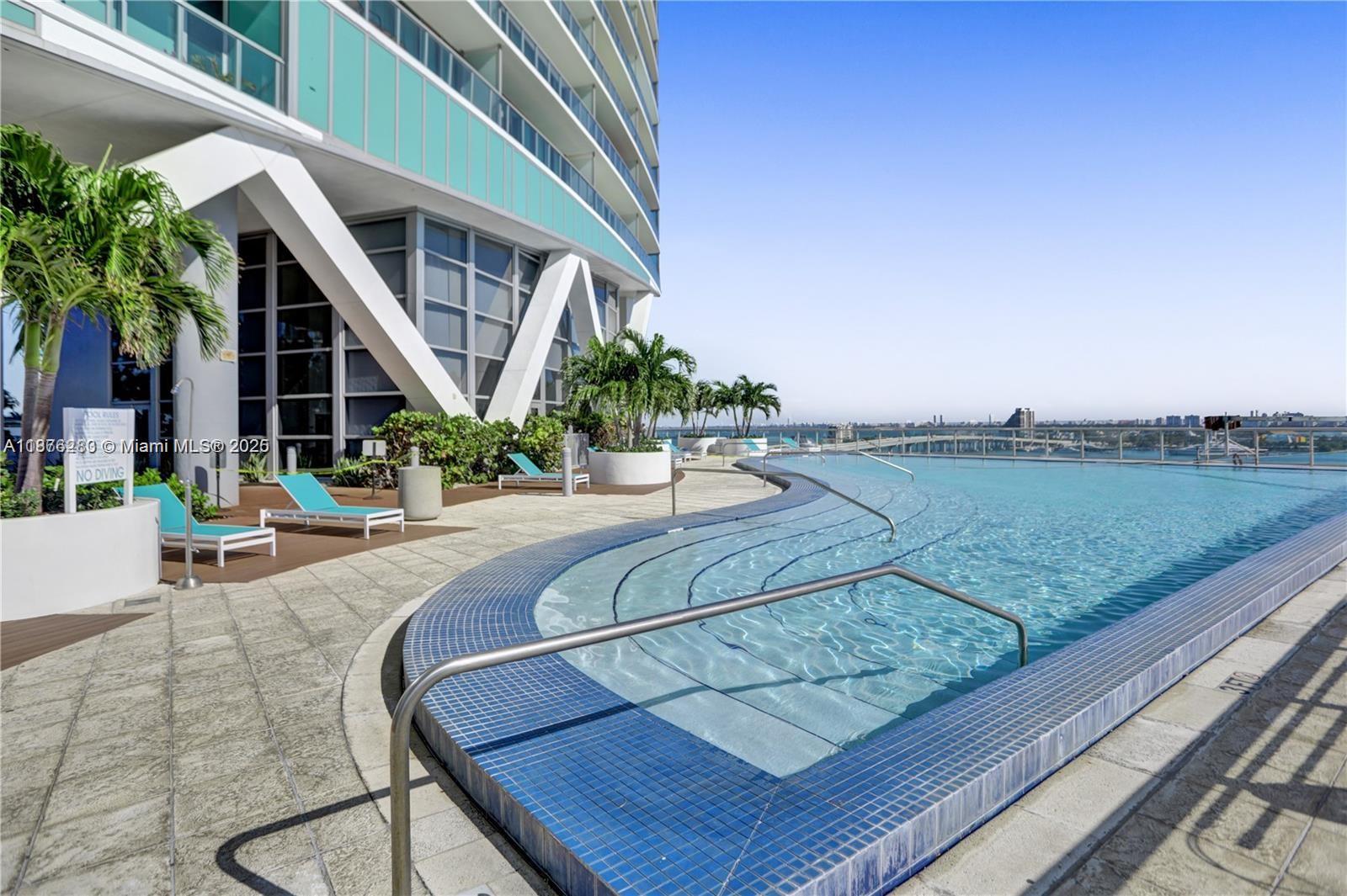 MARINABLUE CONDO - Residential