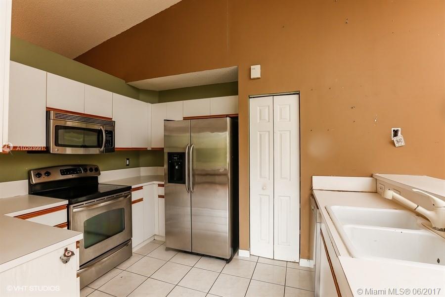 SECTOR 2-PARCELS 1 2 3 4 - Residential