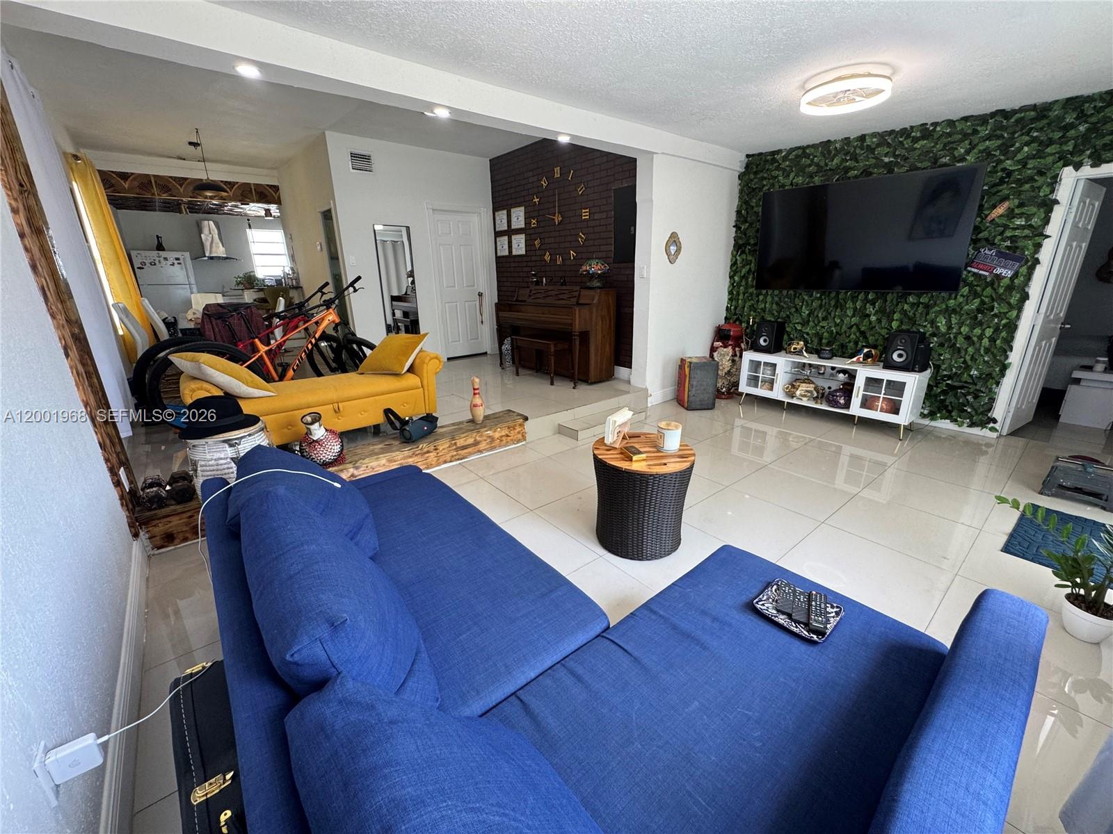 RIVERSIDE MANOR - Residential Lease