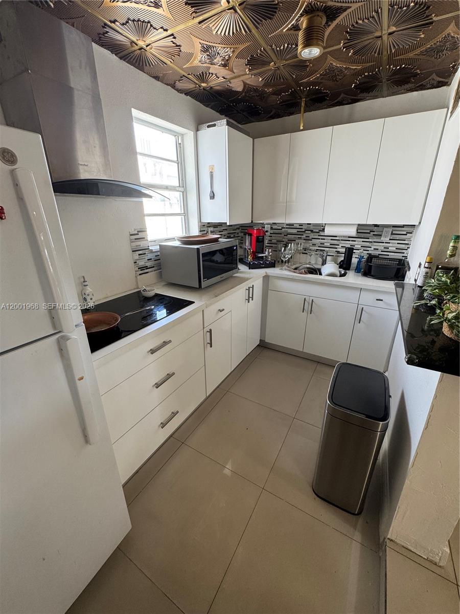 RIVERSIDE MANOR - Residential Lease