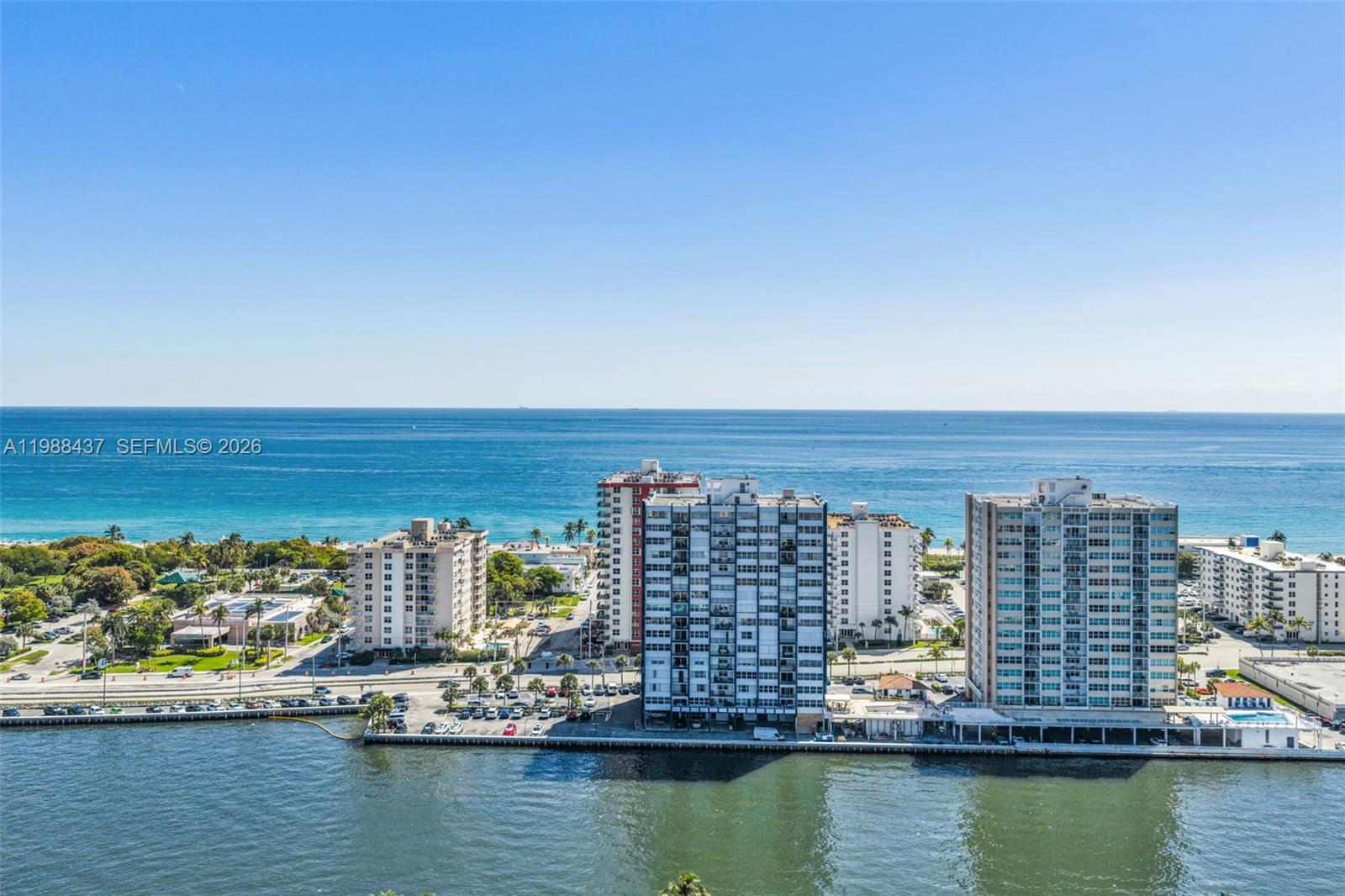 TRAFALGAR TOWERS CONDOMIN - Residential