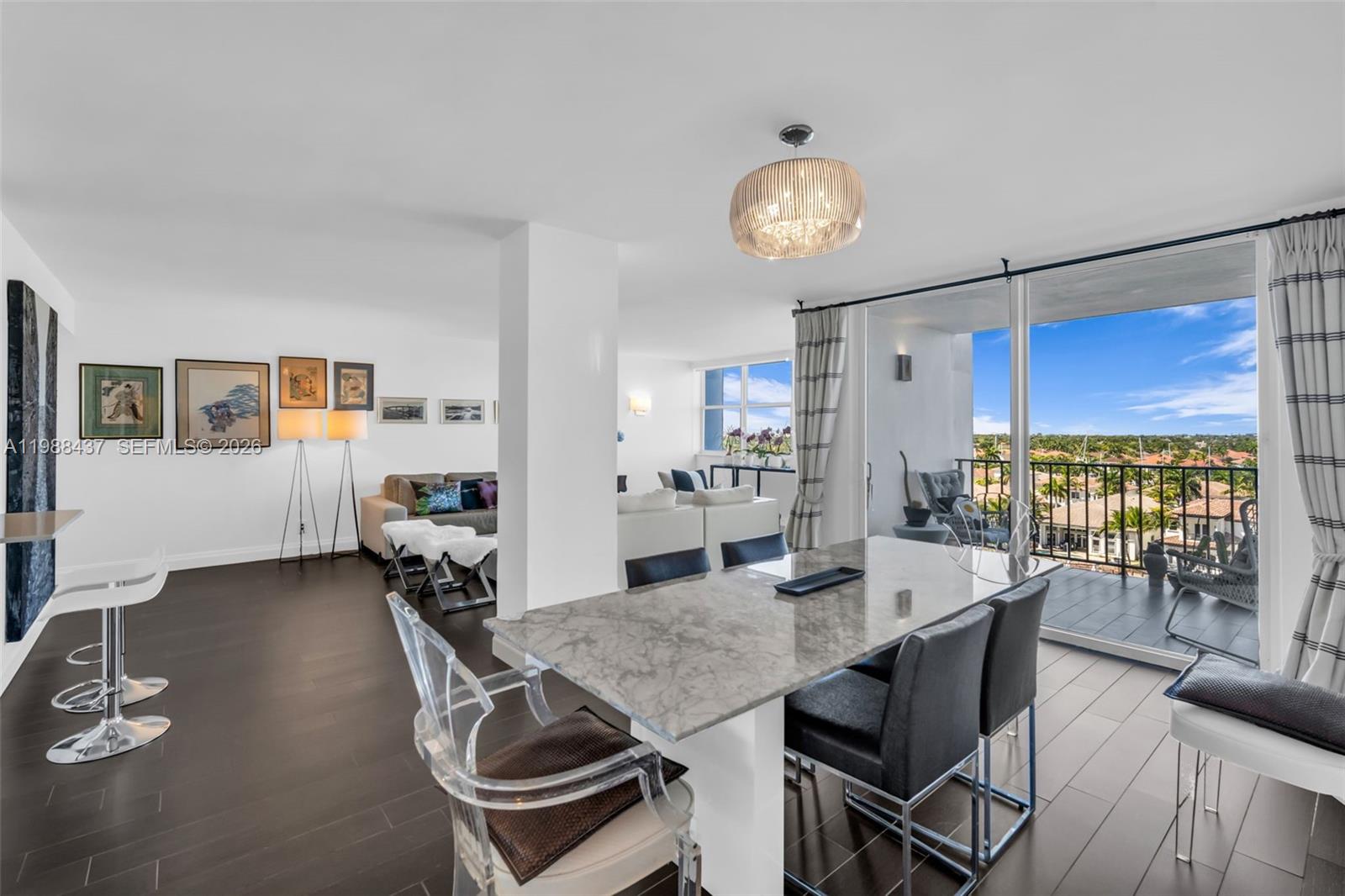 TRAFALGAR TOWERS CONDOMIN - Residential