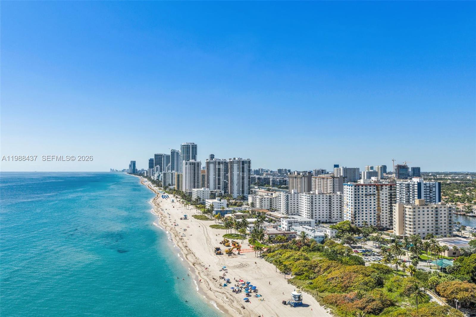 TRAFALGAR TOWERS CONDOMIN - Residential