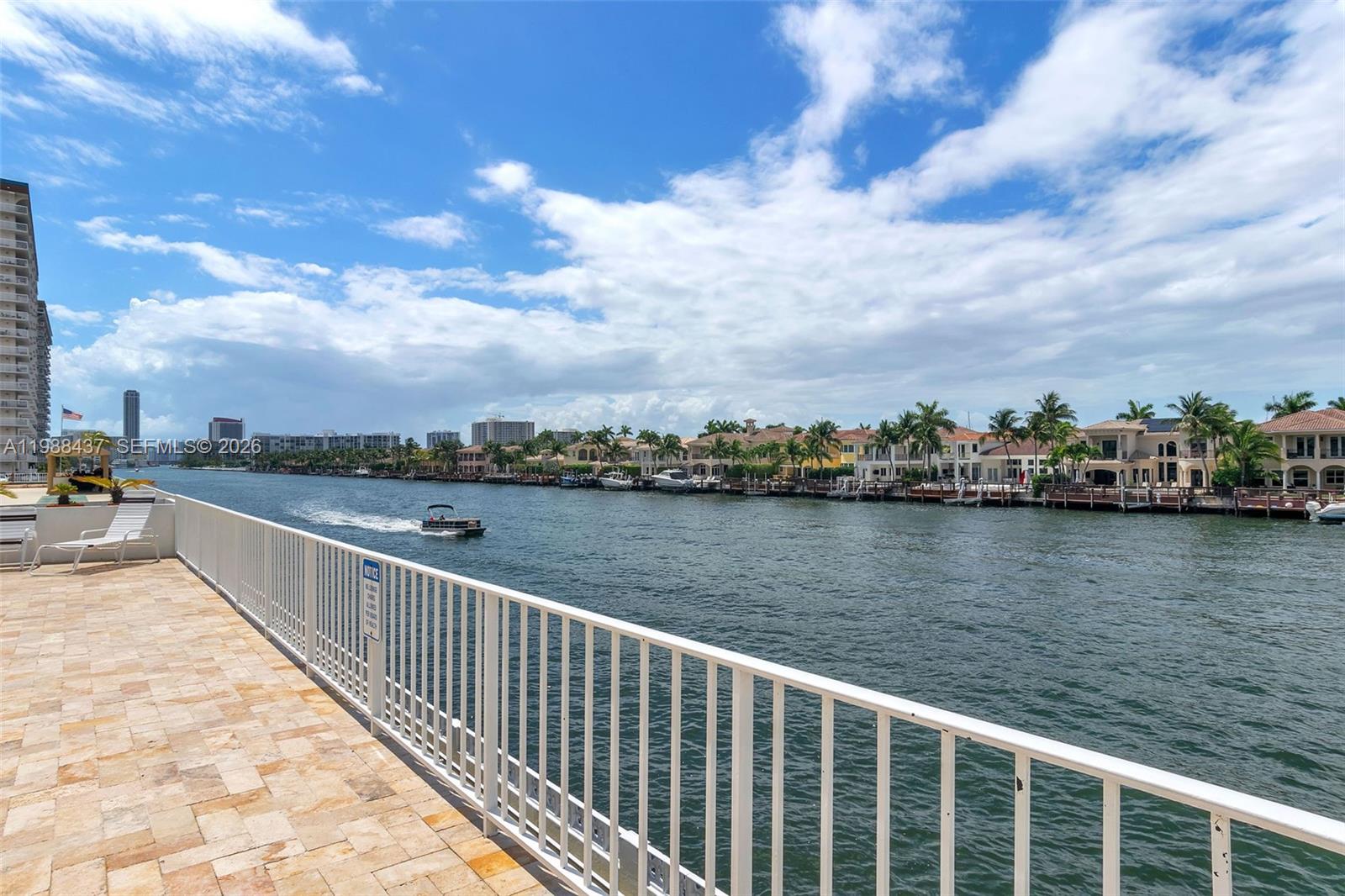 TRAFALGAR TOWERS CONDOMIN - Residential