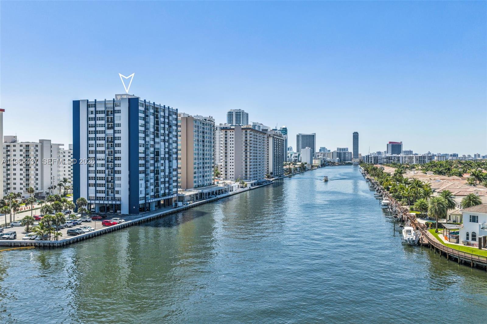 TRAFALGAR TOWERS CONDOMIN - Residential