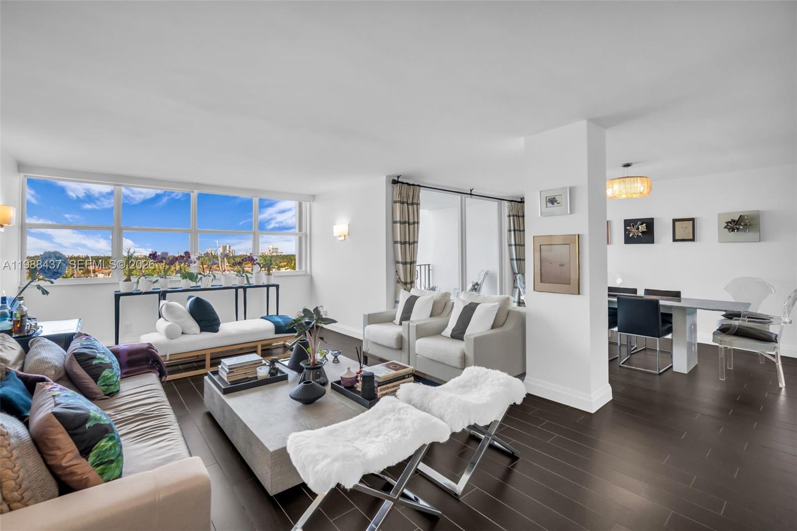 TRAFALGAR TOWERS CONDOMIN - Residential