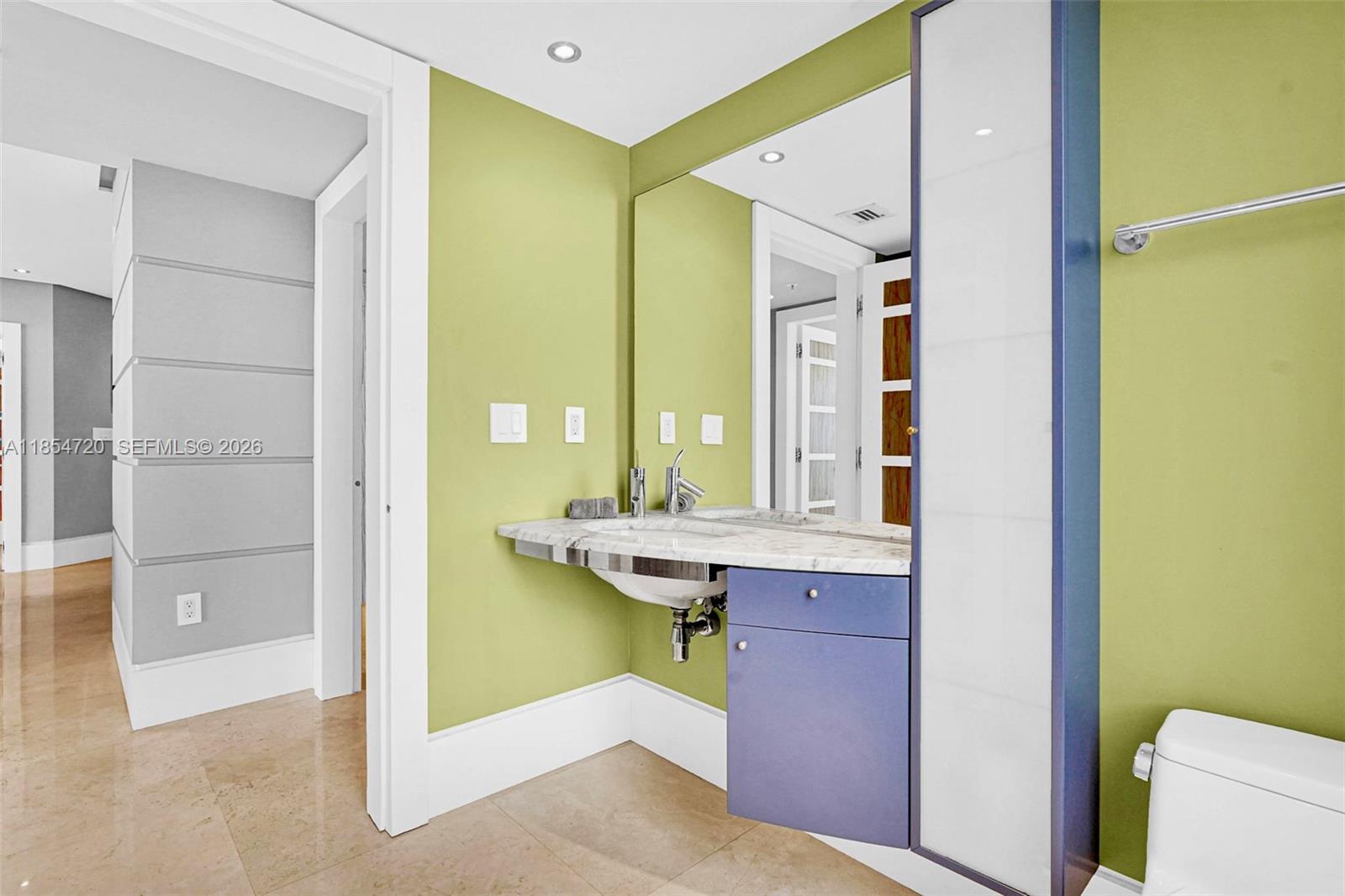 LA PERLA CONDO - Residential