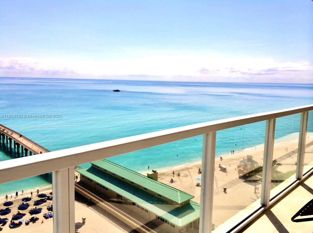 16699 E Collins Ave 1103