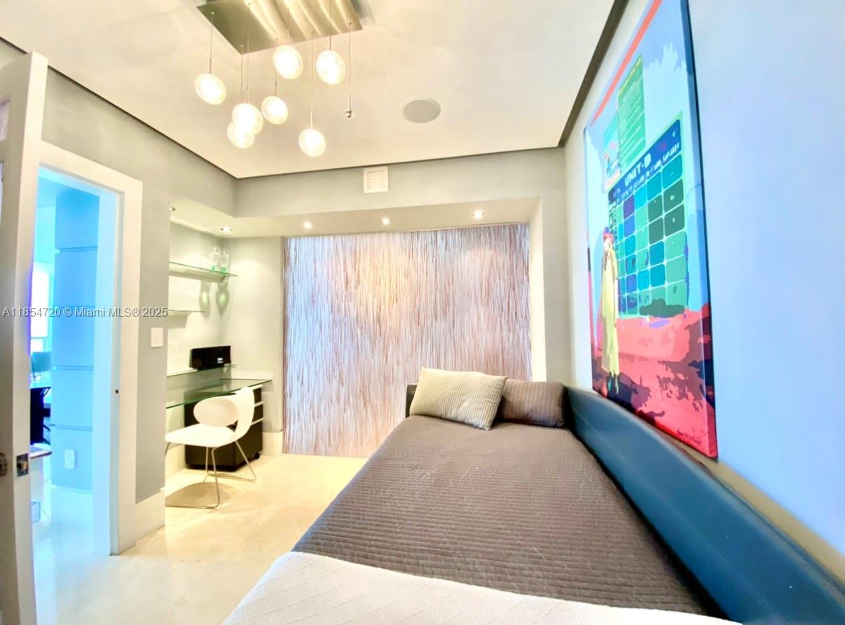 LA PERLA CONDO - Residential