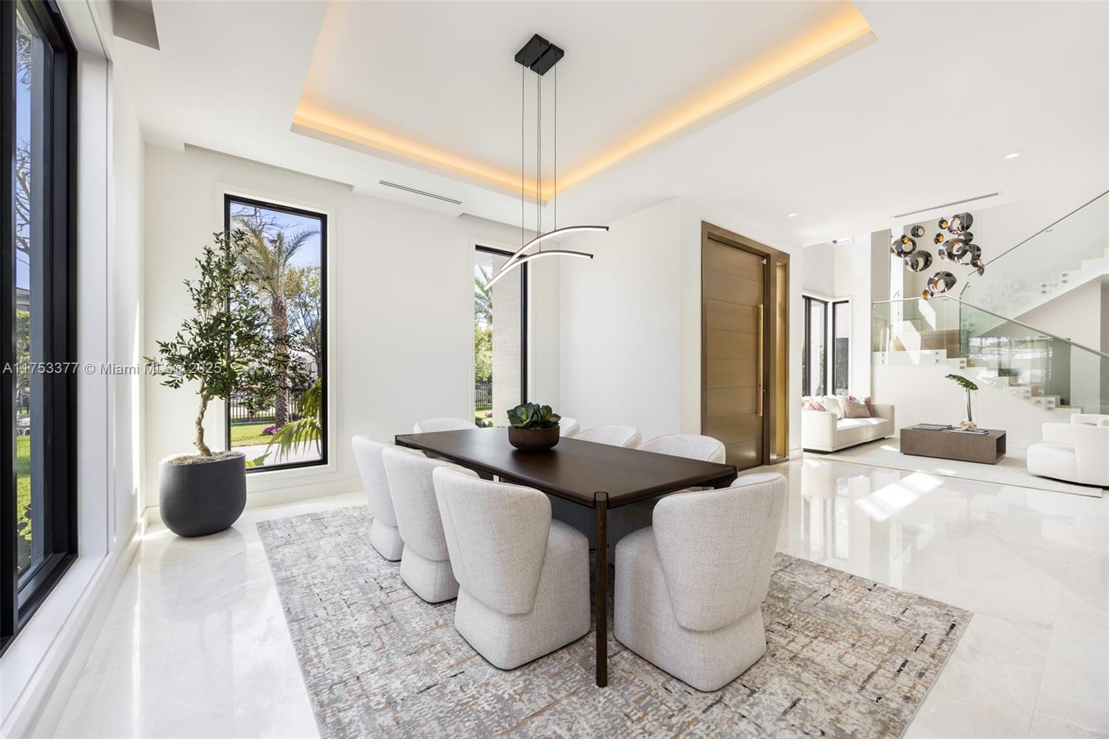 SNAPPER CREEK GROVES - Residential