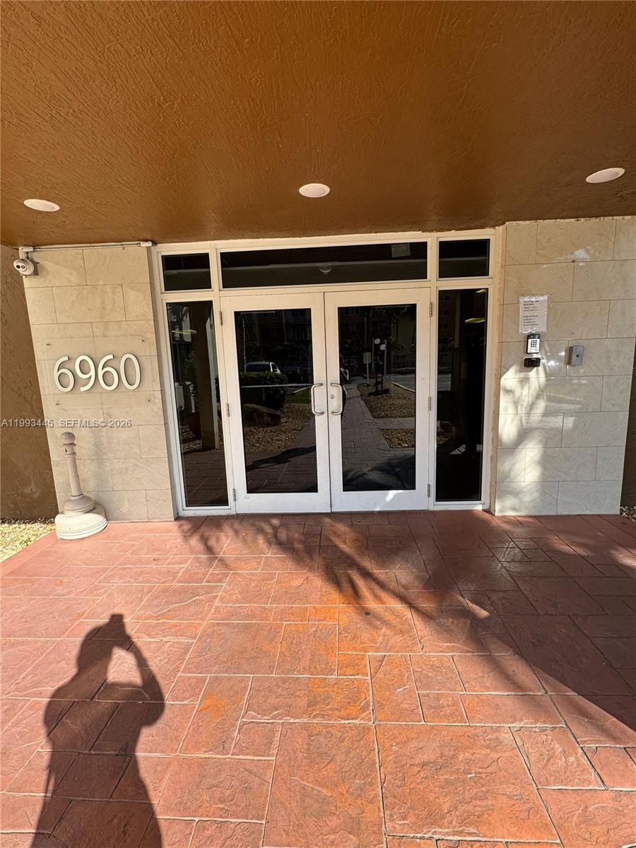 CORAL GATE EAST CONDO - Residential