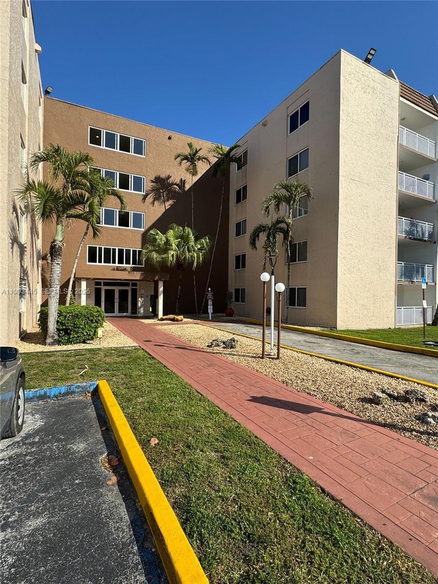 VERY NICE UNIT IN CORAL GATE EAST, BEAUTIFUL FLOORING, STAINLESS STEEL APPLIANCES, BALCONY, SPACIOUS CLOSETS AND MUCH MORE. CENTRALLY LOCATED WITH EASY ACCESS TO HIGHWAYS, SCHOOLS, WALMART, COSTCO AND MANY OTHER PLACES OF ENTERTAINMENT.